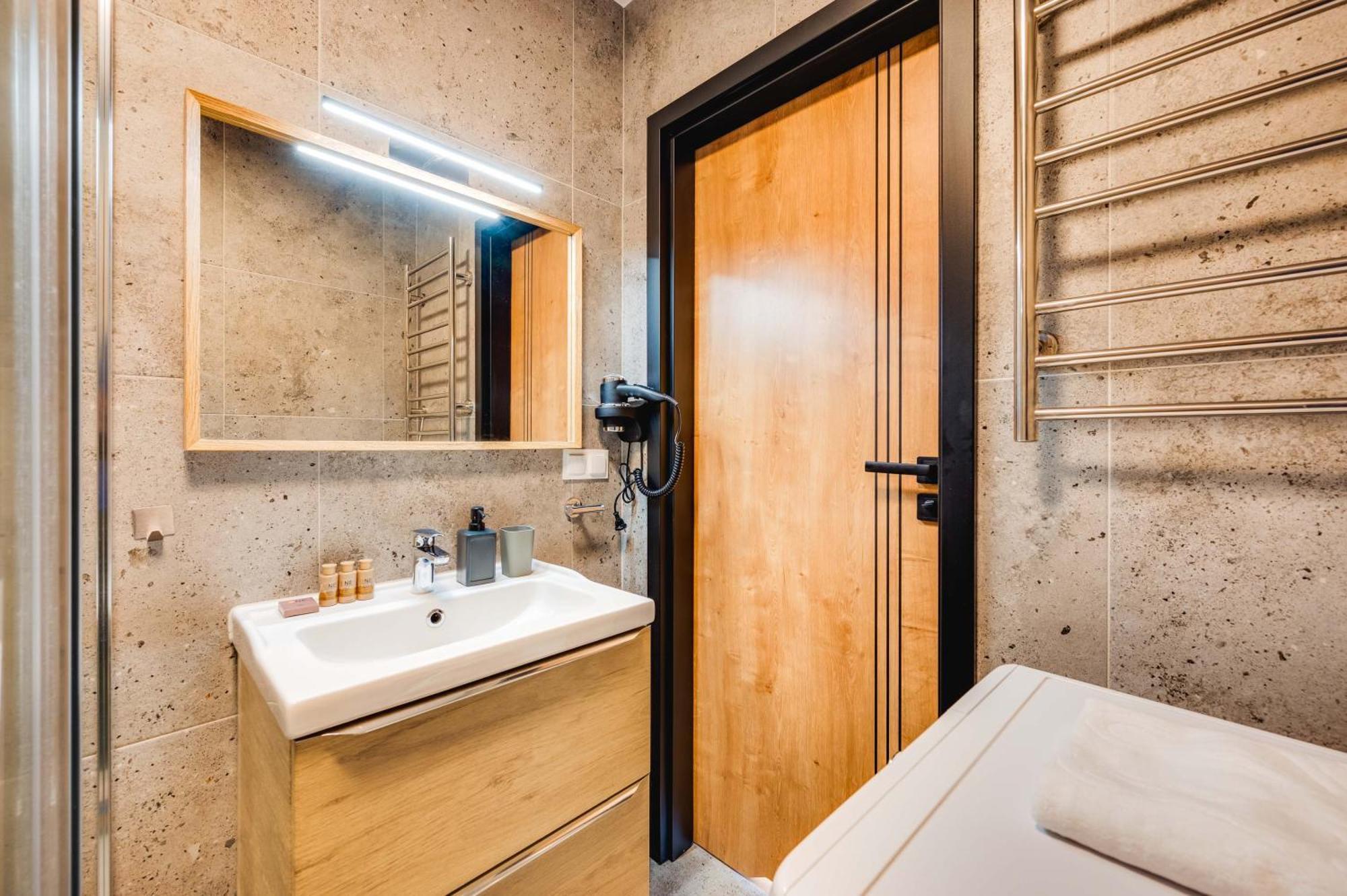 Carbon By Oneapartments 소포트 외부 사진